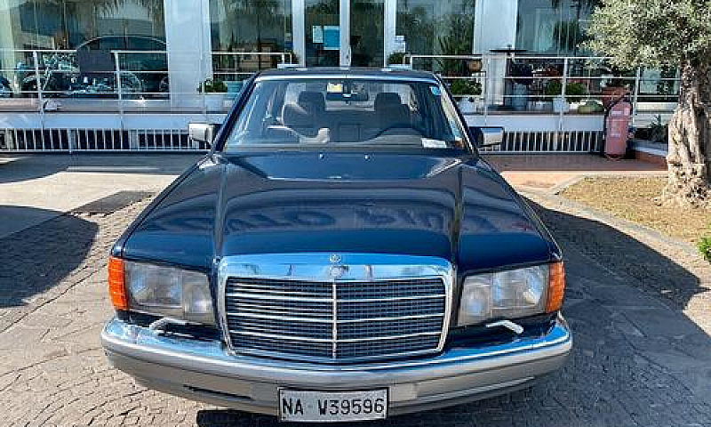 Mercedes-Benz 300 Se...