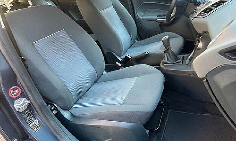 Ford Fiesta 1.4 Tdci...