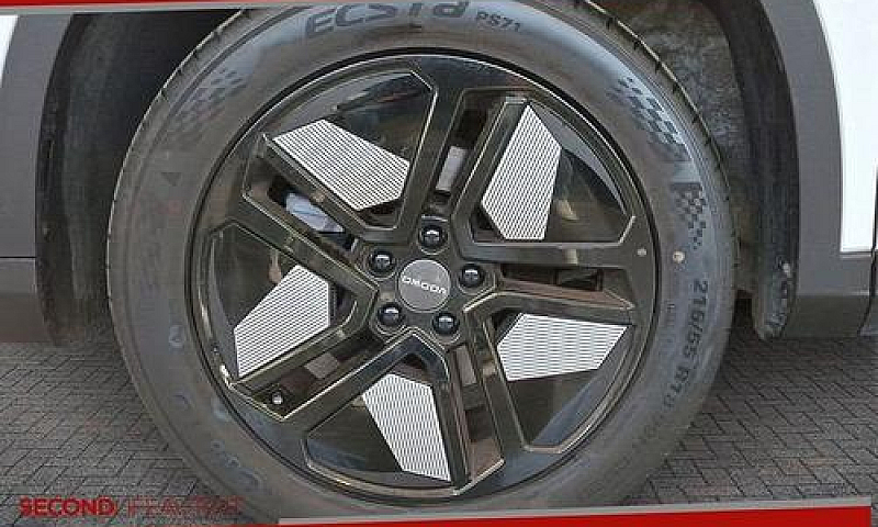 Omoda 5 Omoda 1.6 Tg...