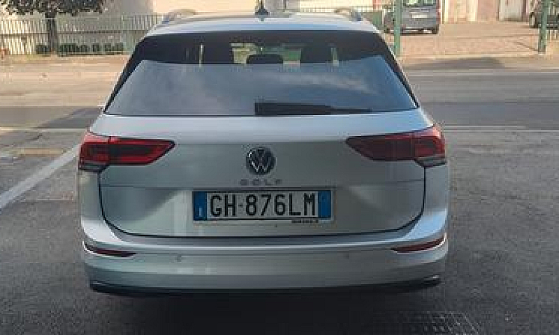 Volkswagen Golf Vari...