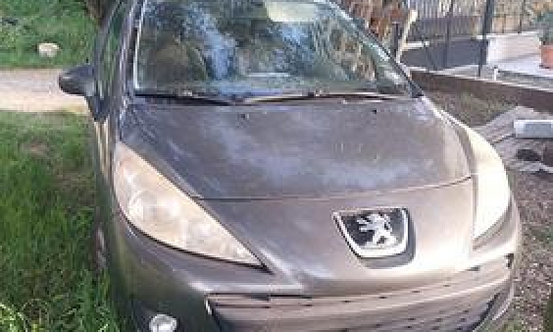 Peugeot 207...