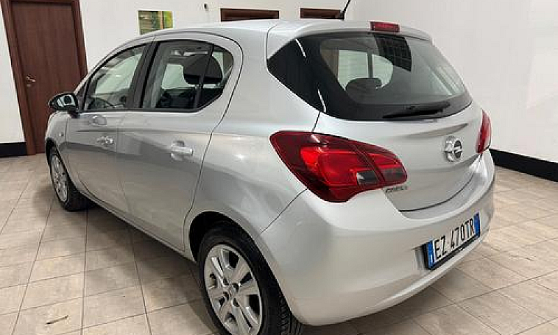 Opel Corsa 2015 1.4 ...