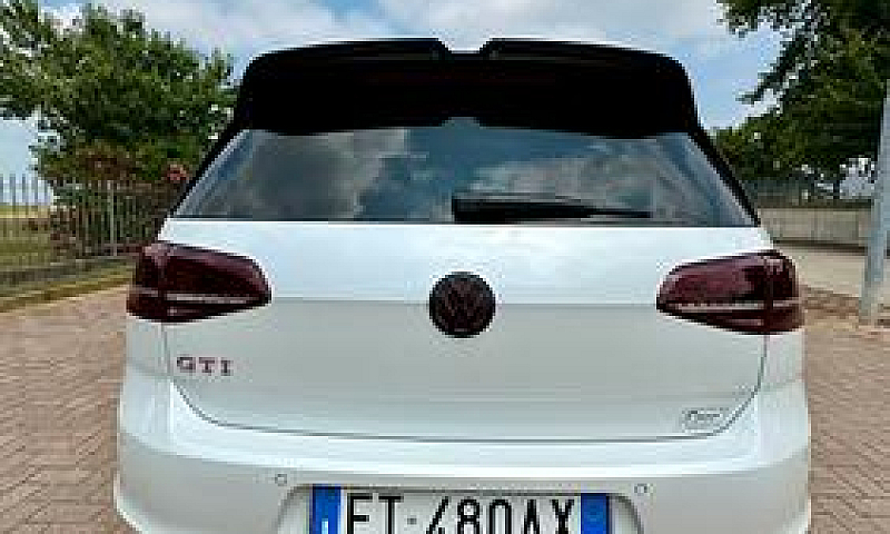 Golf Gti Vii...