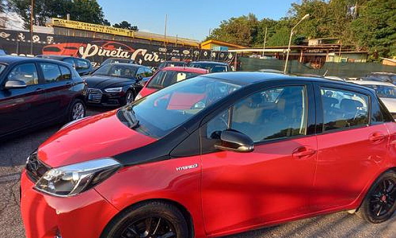 Toyota Yaris 1.5 Hyb...