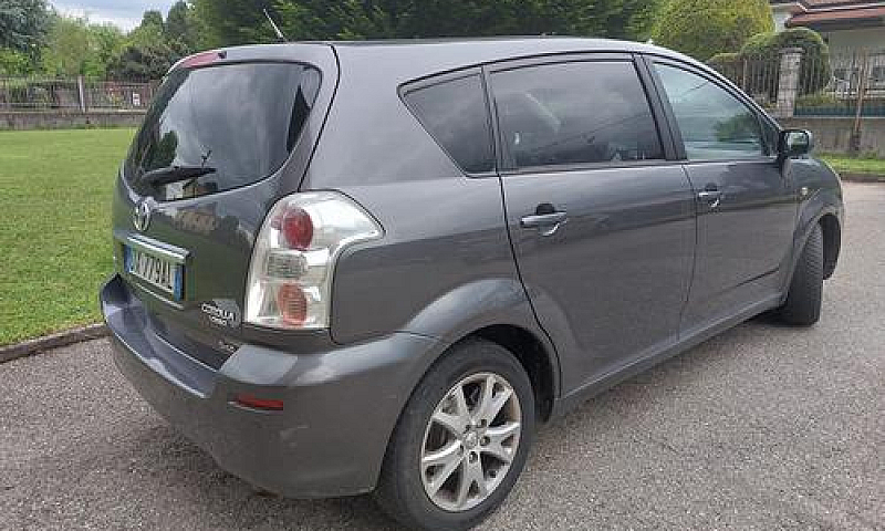 Toyota Corolla Verso...