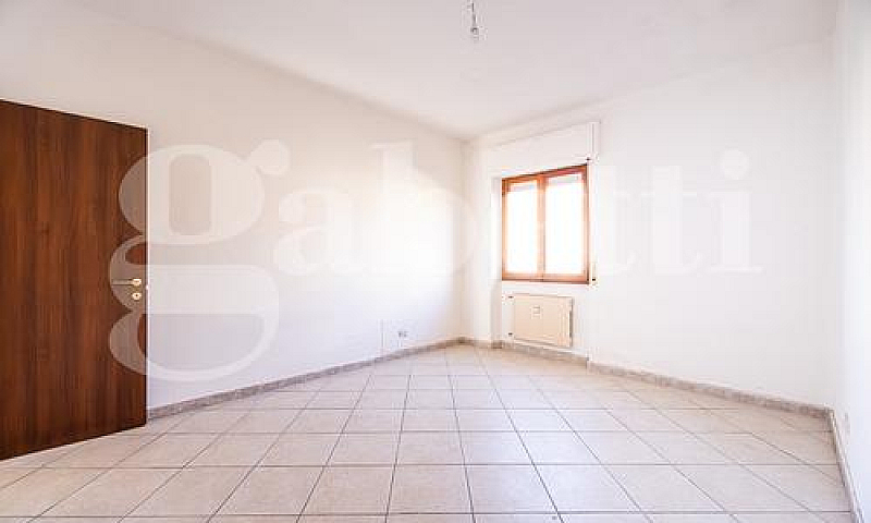 Via Famagosta 75 Mq ...
