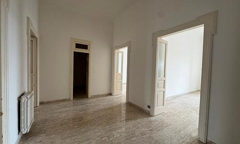 Rif.115 Via Crispi...