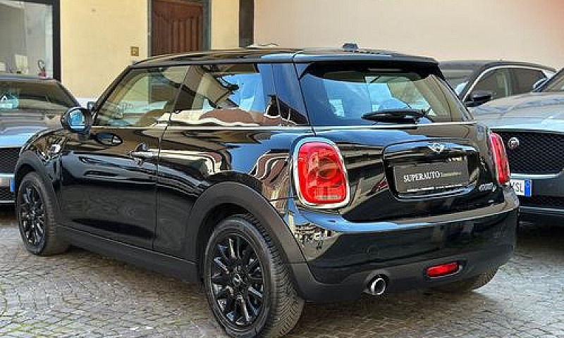 Mini Cooper 1.5 D 11...