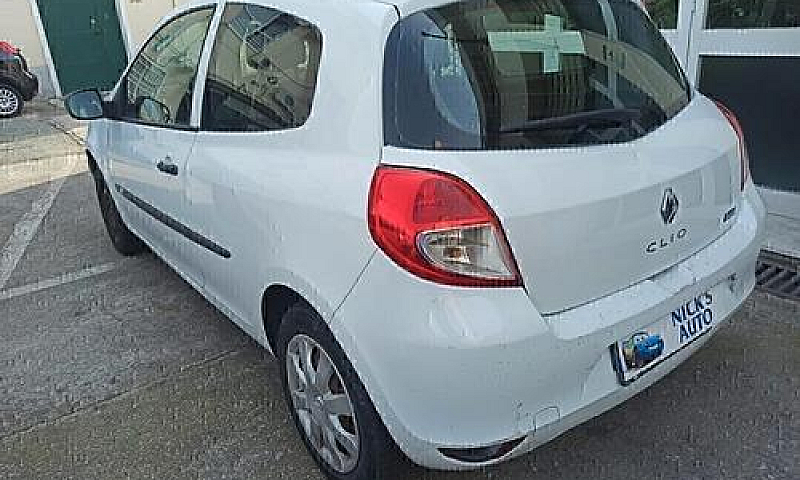 Renault Clio Van - 2...