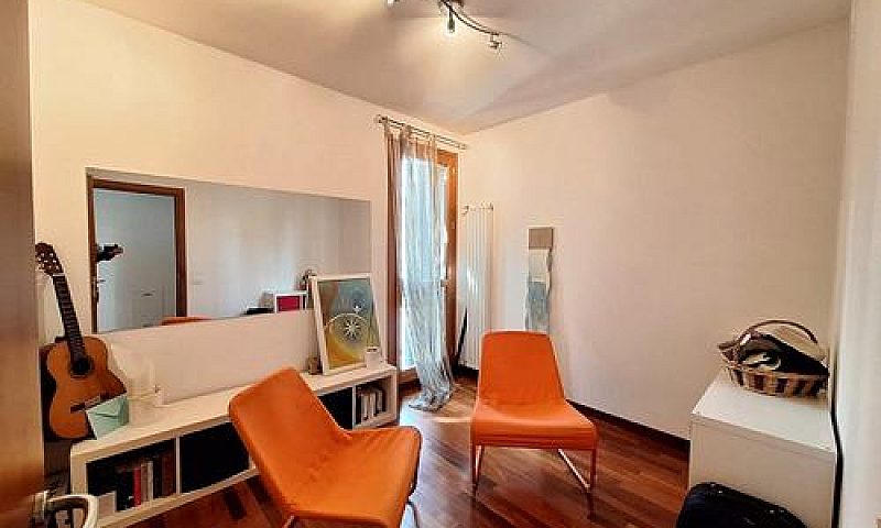 2 Letto Affittato In...