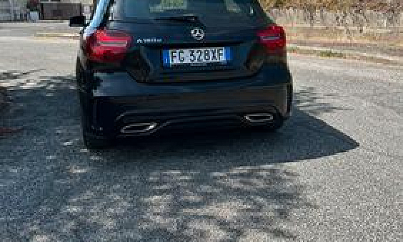Mercedes A180D Premi...