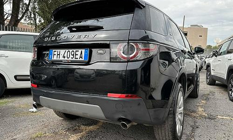 Land Rover Discovery...