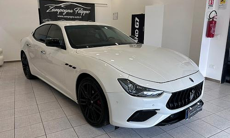 Maserati Ghibli V6 D...