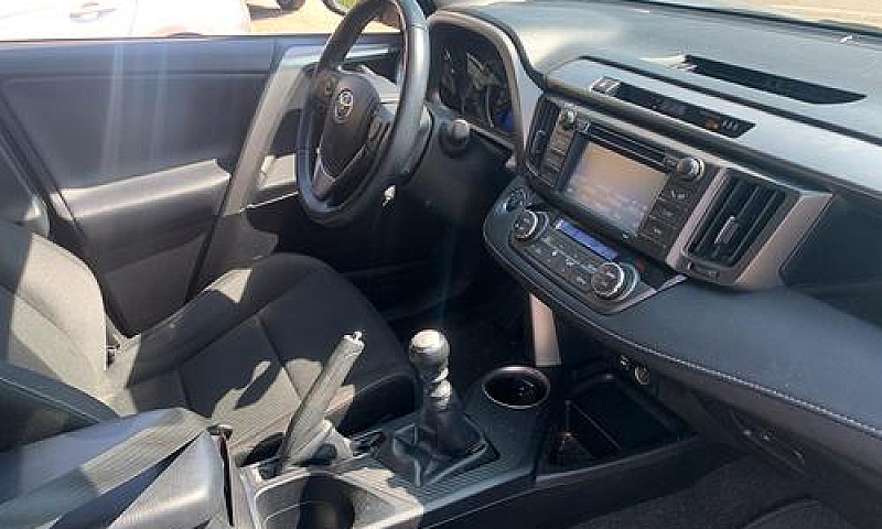 Toyota Rav4 2.0D 124...