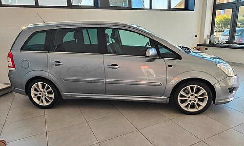 Opel Zafira 1.7 Cdti...