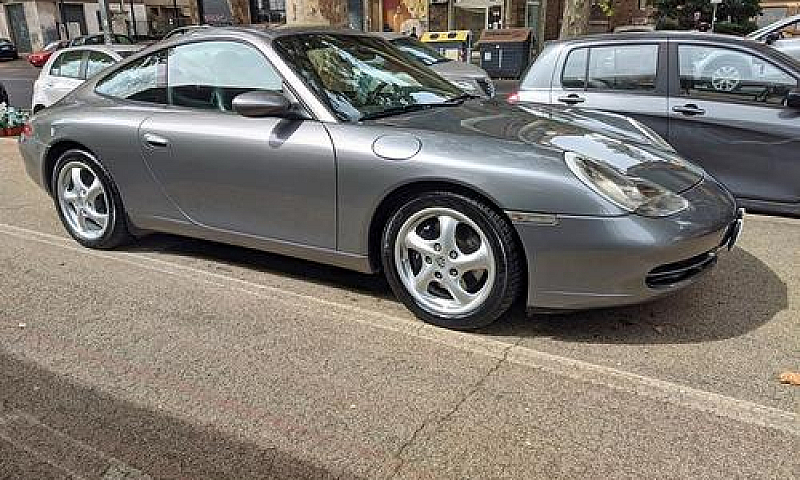 Porsche 911 Carrera ...