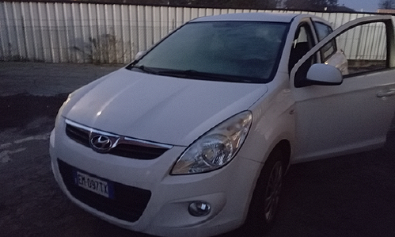 Hyundai I20 2012...