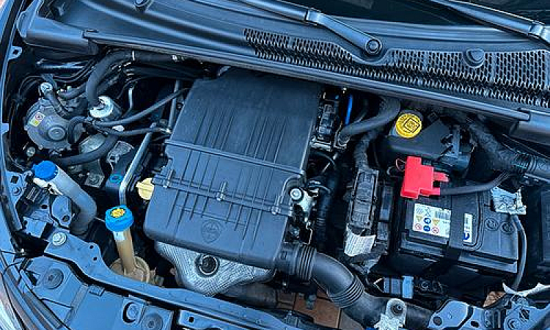 Lancia Ypsilon 1.2 6...