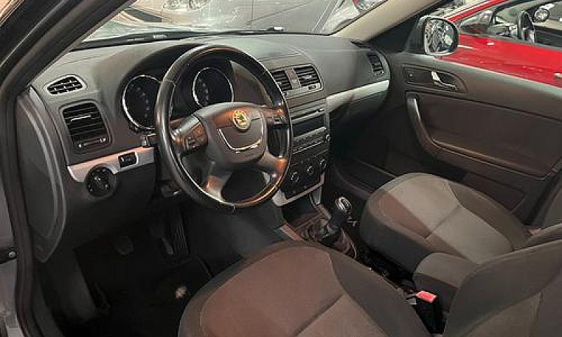 Skoda Yeti 2.0 Tdi 4...