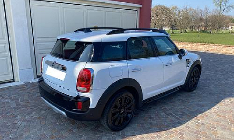 Mini Mini Countryman...