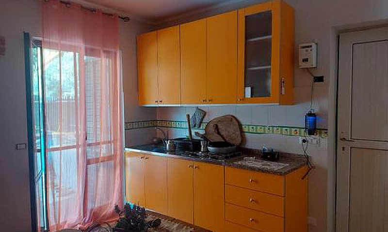 Appartamento Con Gia...