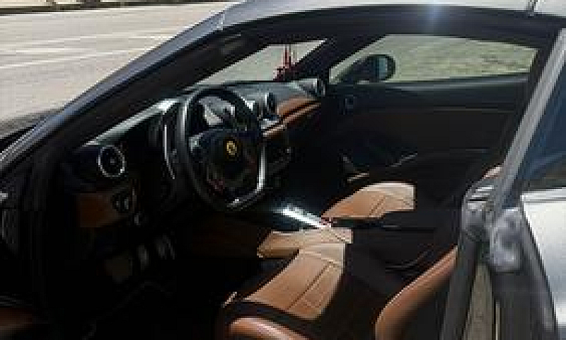 Ferrari California T...