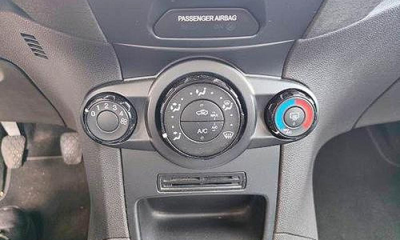 Ford - Fiesta - 1.5 ...
