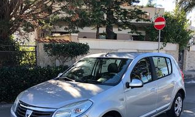 Dacia Sandero 1.4 8V...