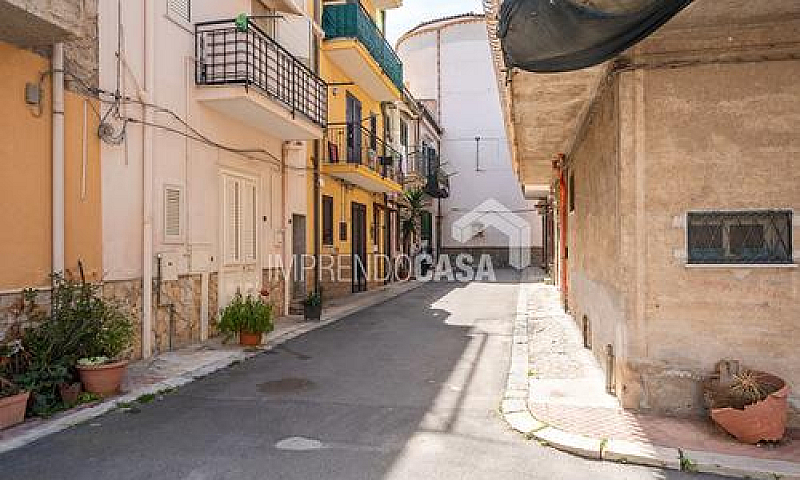 Casa Indipendente 4 ...