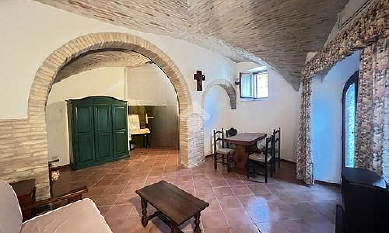 Monolocale A Assisi...