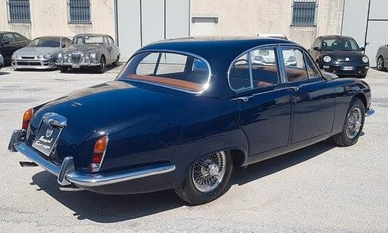 Jaguar S-Type 3.4S -...