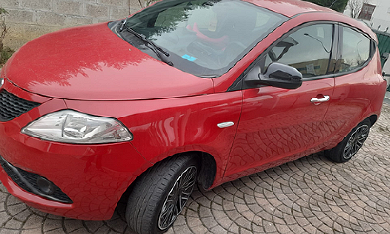 Lancia Ypsilon Come ...