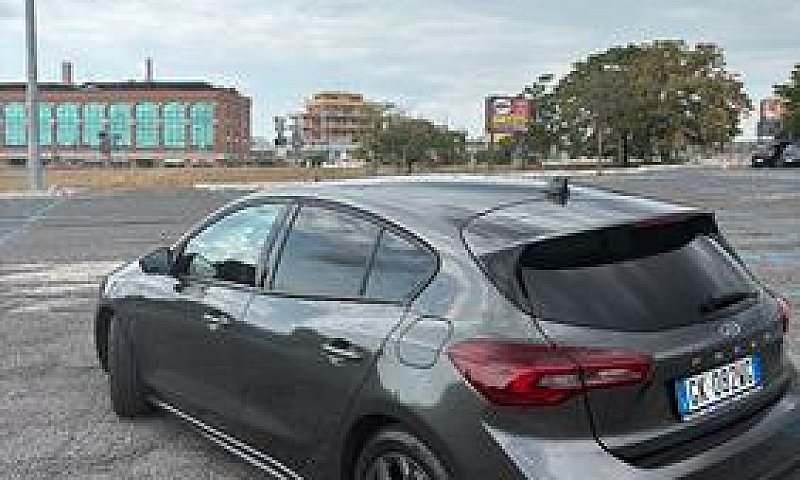 Ford Focus 1.0 Ecobo...