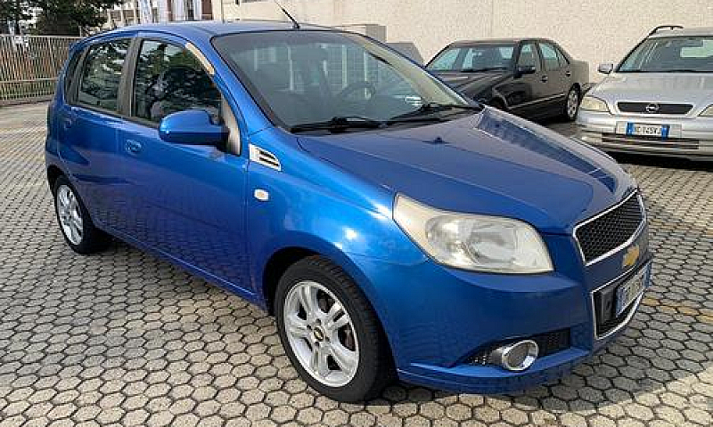 Chevrolet Aveo 1.2 5...