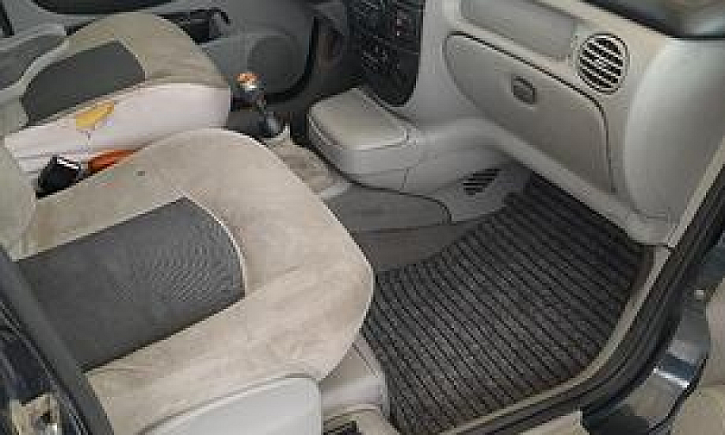 Renault Scenic 4X4...