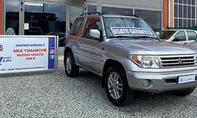 Mitsubishi Pajero Pi...