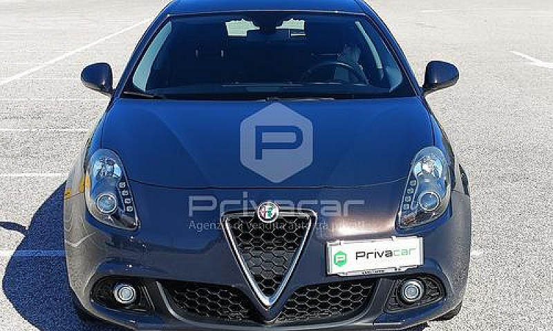 Alfa Romeo Giulietta...