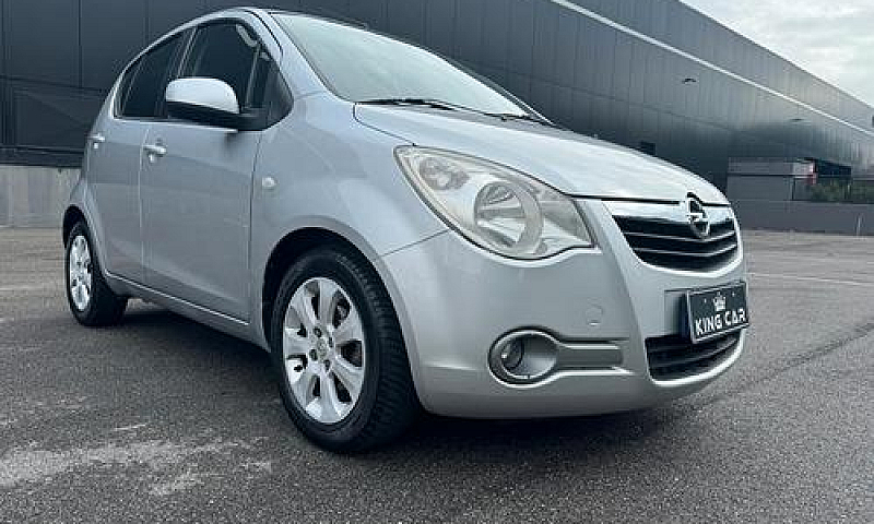 Opel Agila 1.2 16V 8...