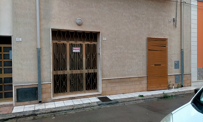 Casa Indipendente...