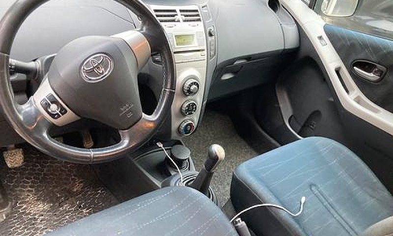 Toyota Yaris 1.4 D 5...