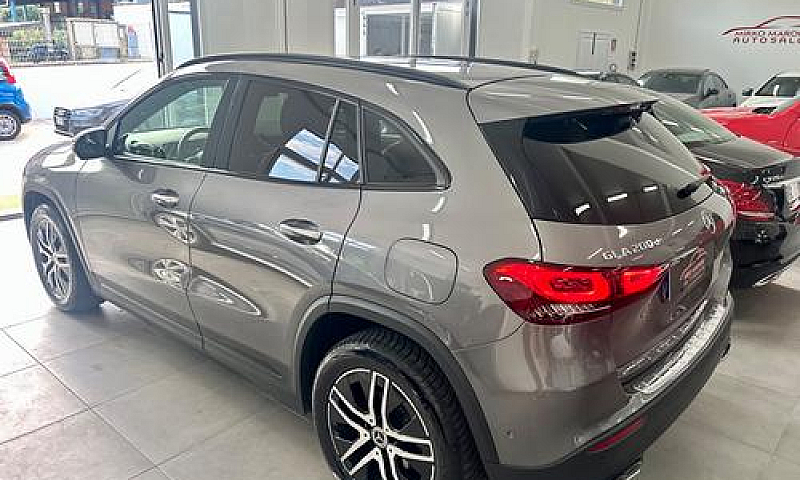 Mercedes Gla 200 D A...