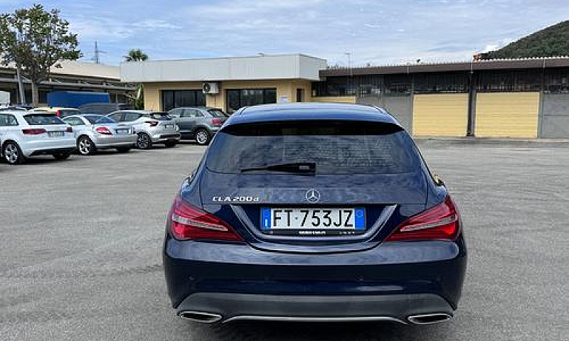 Mercedes-Benz Cla 20...