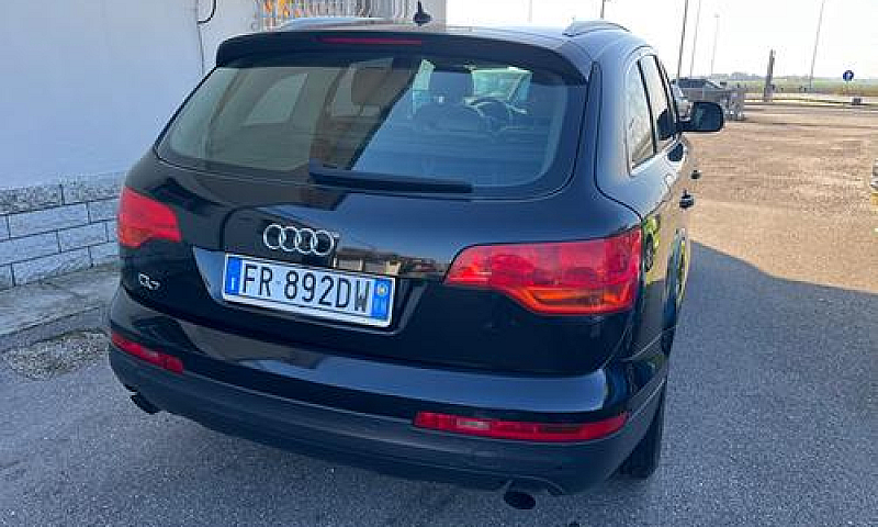 Audi Q7 3.0 V6 Tdi 2...