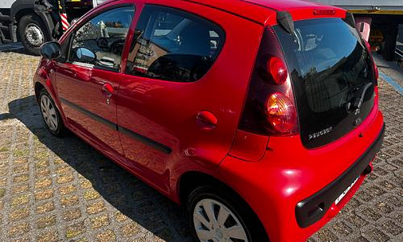 Peugeot 107 1.0 Supe...
