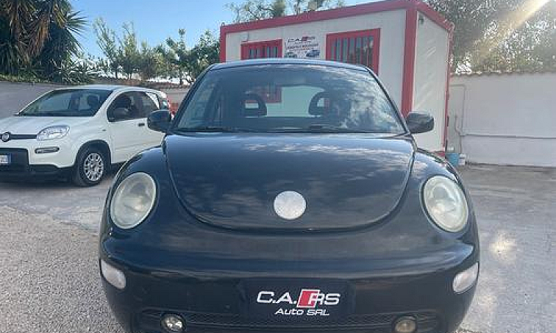 Volkswagen New Beetl...