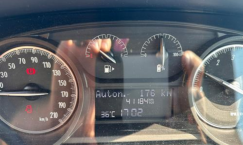 Lancia Ypsilon Gold ...