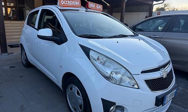 Chevrolet Spark 1.0 ...