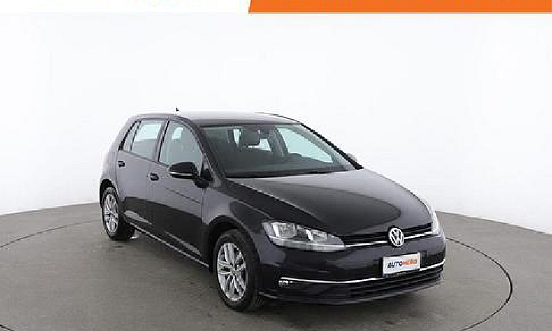 Volkswagen Golf Hb78...