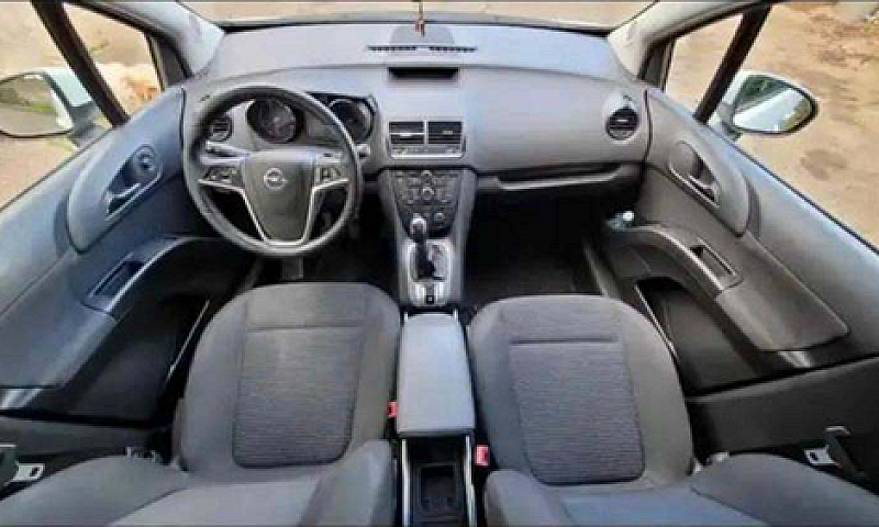 Opel Meriva 2017...