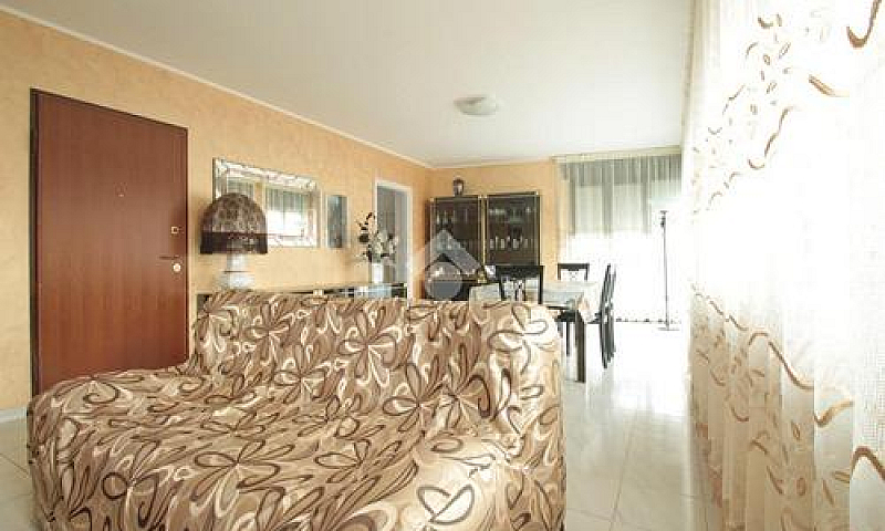 3 Locali A Termoli...